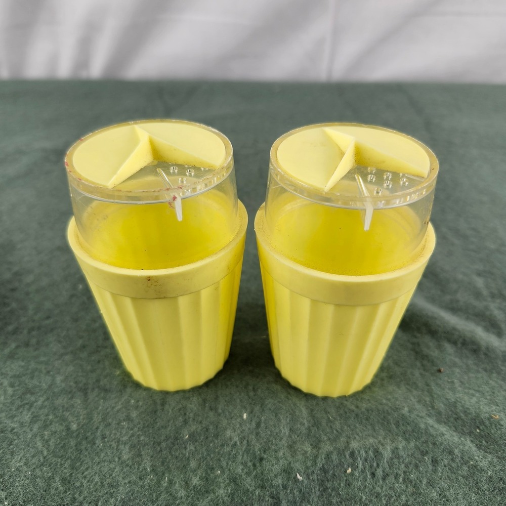 Vintage Retro Space Age Plastic Yellow Clear 3 opening Salt & Pepper Shakers